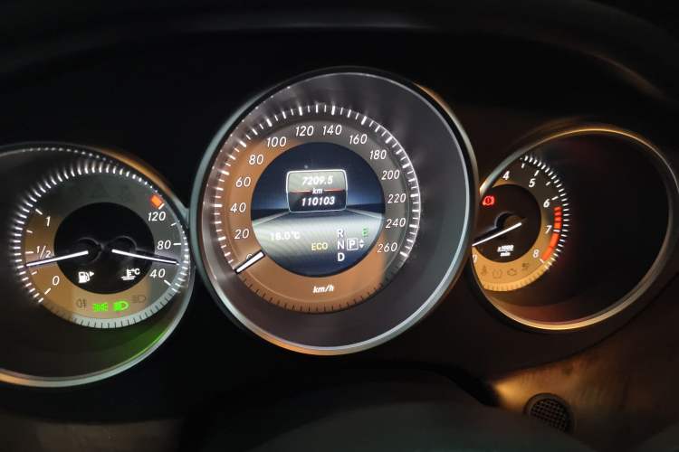 Used Mercedes-Benz CLS 2013 CLS 350 Shooting Brake Fashion Edition Odometer Close Up