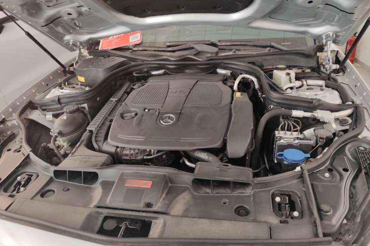 Used Mercedes-Benz CLS 2013 CLS 350 Shooting Brake Fashion Edition Engine Bay