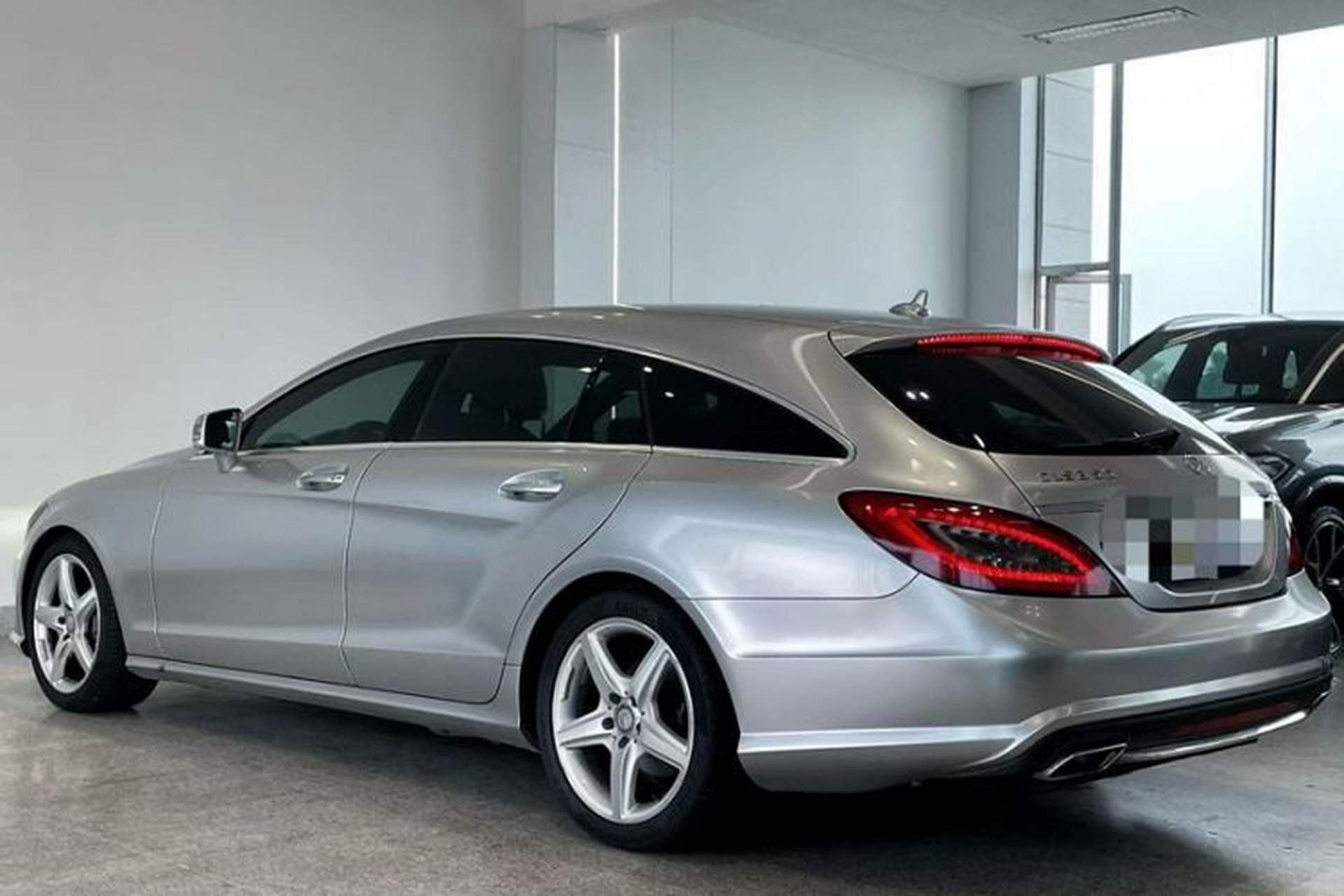 Used Mercedes-Benz CLS 2013 CLS 350 Shooting Brake Fashion Edition Exterior 6