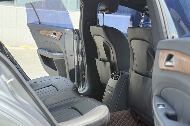 Used Mercedes-Benz CLS 2013 CLS 350 Shooting Brake Fashion Edition Interior 8