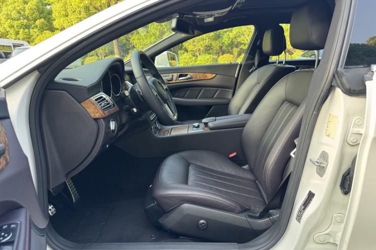 Used Mercedes-Benz CLS 2013 CLS 350 Shooting Brake Fashion Edition Interior 8