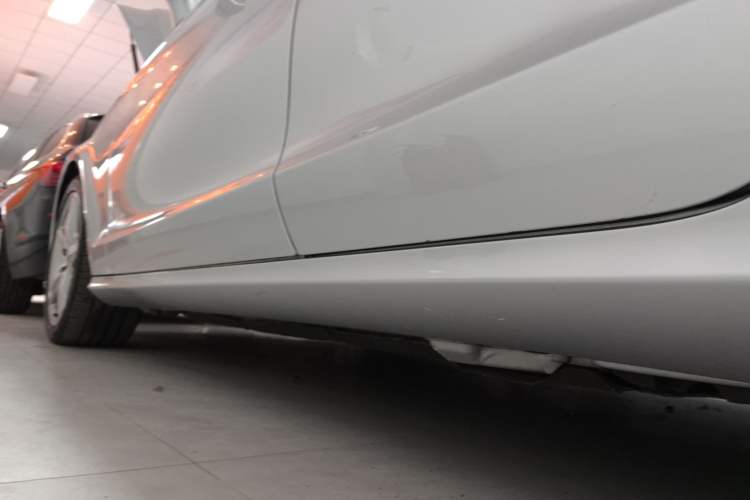 Used Mercedes-Benz CLS 2013 CLS 350 Shooting Brake Fashion Edition Left Side Sill