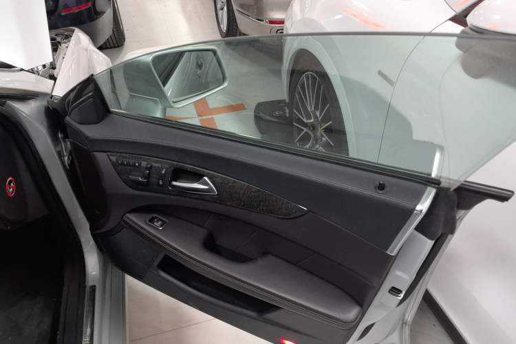 Used Mercedes-Benz CLS 2013 CLS 350 Shooting Brake Fashion Edition Right Front Door Interior