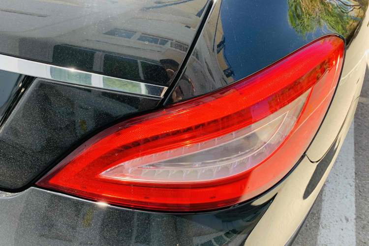 Used Mercedes-Benz CLS 2013 CLS 350 Shooting Brake Fashion Edition Right Rear Taillight