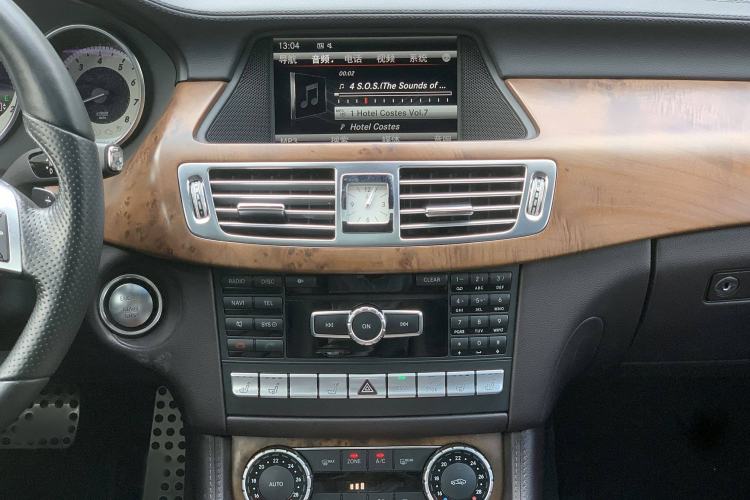 Used Mercedes-Benz CLS 2013 CLS 350 Shooting Brake Fashion Edition Audio And AC Panel