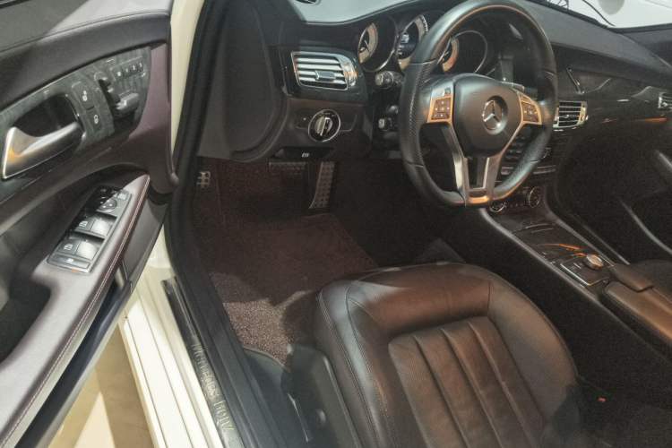 Used Mercedes-Benz CLS 2013 CLS 350 Shooting Brake Fashion Edition Driver Seat