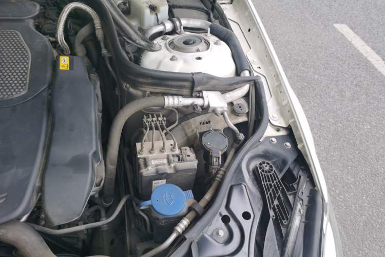 Used Mercedes-Benz CLS 2013 CLS 350 Shooting Brake Fashion Edition Engine Bay Left