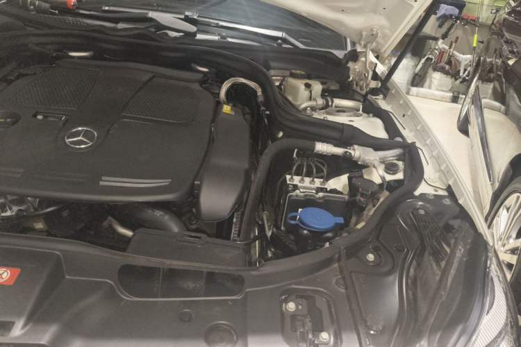 Used Mercedes-Benz CLS 2013 CLS 350 Shooting Brake Fashion Edition Engine Bay Left