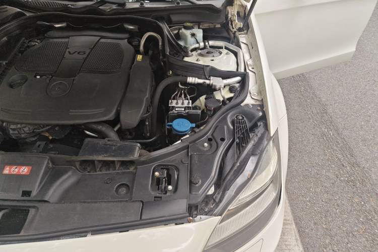 Used Mercedes-Benz CLS 2013 CLS 350 Shooting Brake Fashion Edition Engine Bay Left