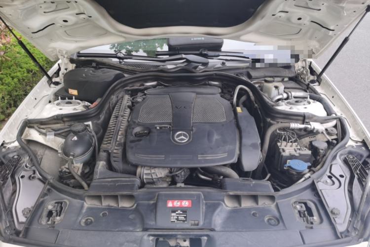 Used Mercedes-Benz CLS 2013 CLS 350 Shooting Brake Fashion Edition Engine Bay