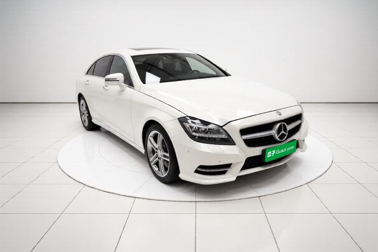 Used Mercedes-Benz CLS 2013 CLS 350 Shooting Brake Fashion Edition Front Right 45 Deg