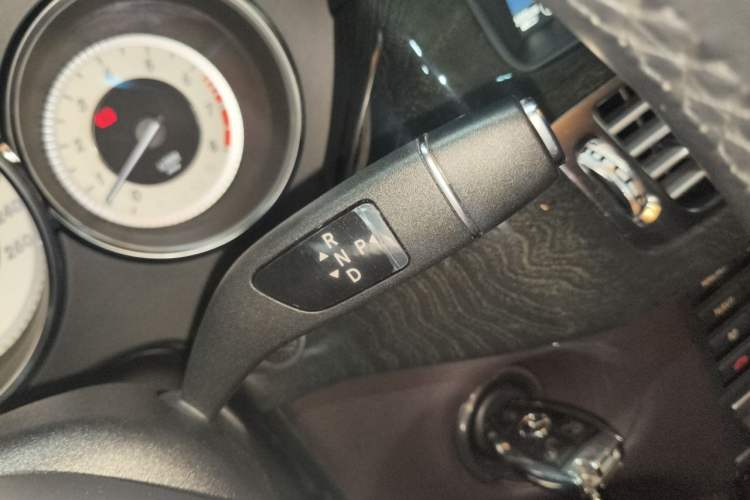 Used Mercedes-Benz CLS 2013 CLS 350 Shooting Brake Fashion Edition Gear Lever