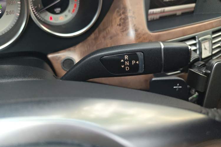 Used Mercedes-Benz CLS 2013 CLS 350 Shooting Brake Fashion Edition Gear Lever