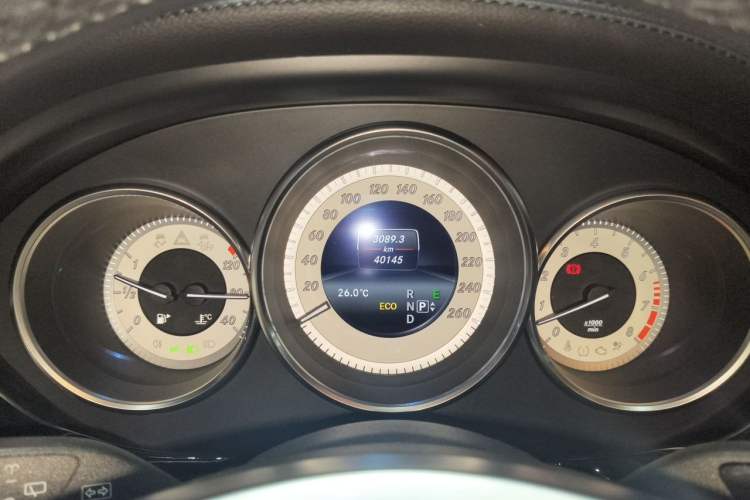 Used Mercedes-Benz CLS 2013 CLS 350 Shooting Brake Fashion Edition Instrument Cluster