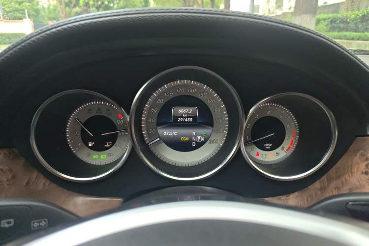 Used Mercedes-Benz CLS 2013 CLS 350 Shooting Brake Fashion Edition Instrument Cluster