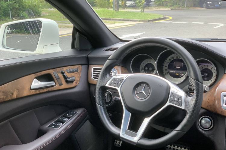 Used Mercedes-Benz CLS 2013 CLS 350 Shooting Brake Fashion Edition Interior 8