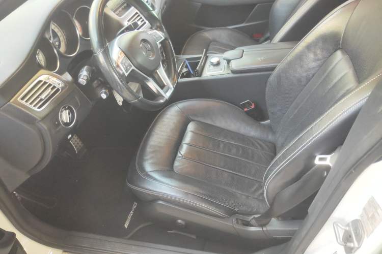 Used Mercedes-Benz CLS 2013 CLS 350 Estate Luxury Model Left Front Seat