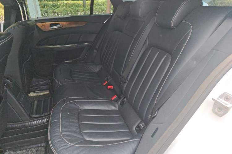 Used Mercedes-Benz CLS 2013 CLS 350 Shooting Brake Fashion Edition Left Rear Seat