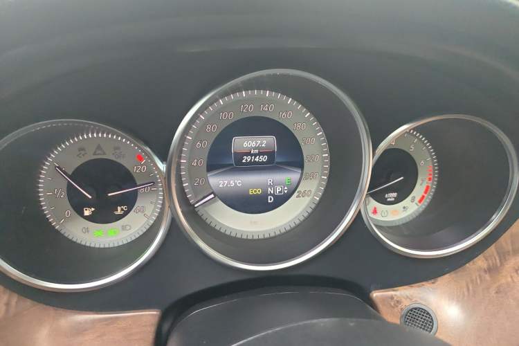 Used Mercedes-Benz CLS 2013 CLS 350 Shooting Brake Fashion Edition Odometer Close Up
