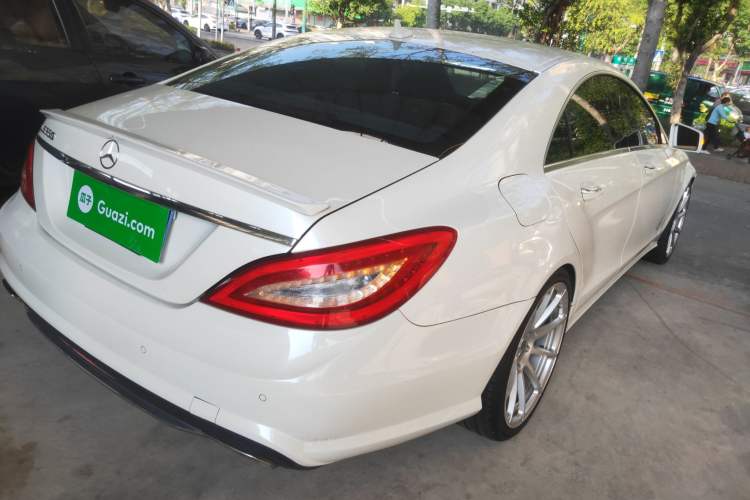 Used Mercedes-Benz CLS 2013 CLS 350 Estate Luxury Model Rear Right 45 Deg
