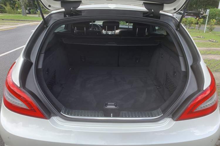 Used Mercedes-Benz CLS 2013 CLS 350 Shooting Brake Fashion Edition Trunk