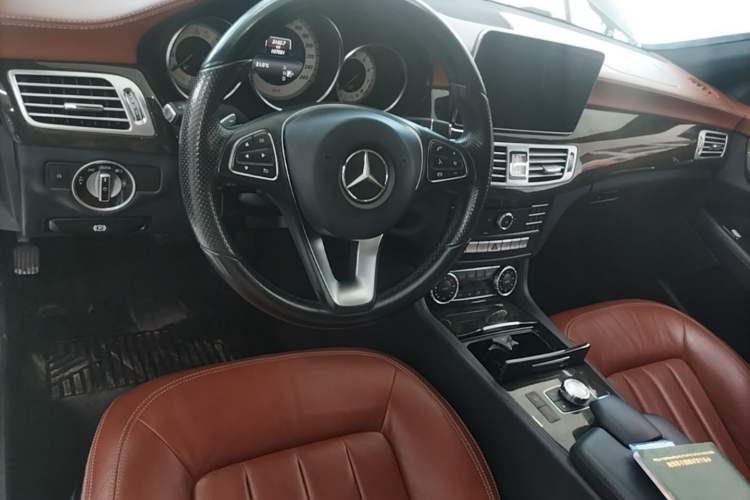 Used Mercedes-Benz CLS 2015 CLS 320 Center Console