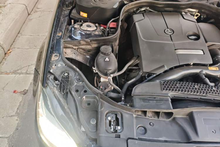 Used Mercedes-Benz CLS 2015 CLS 260 Engine Bay Right