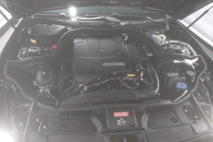 Used Mercedes-Benz CLS 2015 CLS 260 Engine Bay