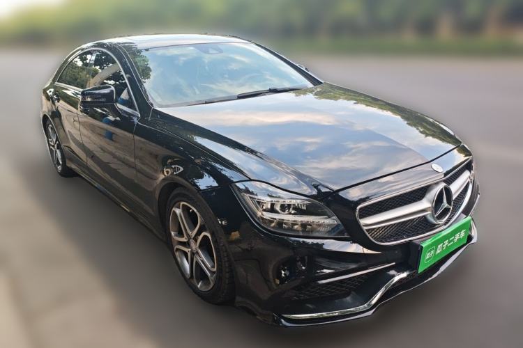 Used Mercedes-Benz CLS 2015 CLS 260 Front Right 45 Deg