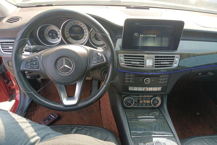 Used Mercedes-Benz CLS 2015 CLS 260 Interior 2