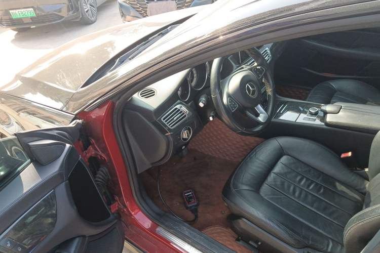 Used Mercedes-Benz CLS 2015 CLS 260 Interior 3