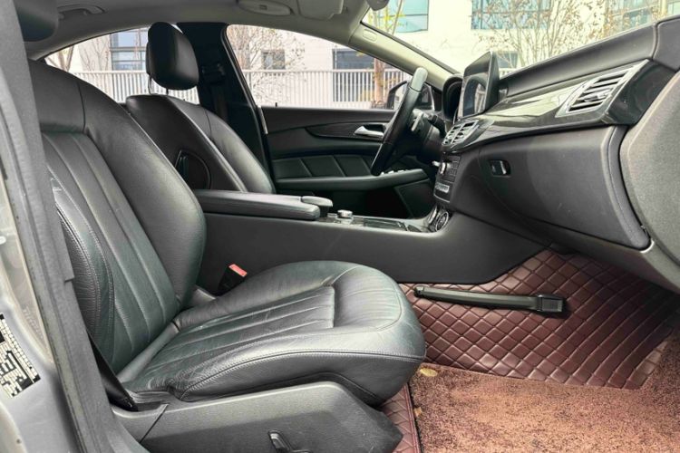 Used Mercedes-Benz CLS 2015 CLS 260 Interior 5