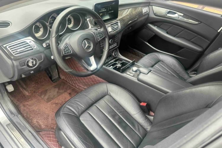 Used Mercedes-Benz CLS 2015 CLS 260 Interior 8