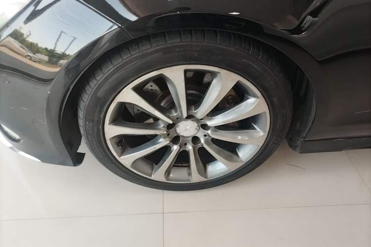 Used Mercedes-Benz CLS 2015 CLS 320 Left Front Wheel Hub