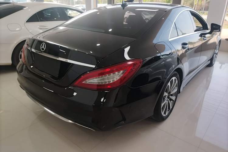 Used Mercedes-Benz CLS 2015 CLS 320 Rear Right 45 Deg