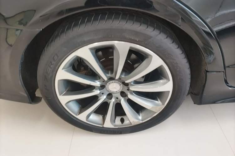 Used Mercedes-Benz CLS 2015 CLS 320 Right Rear Wheel Hub
