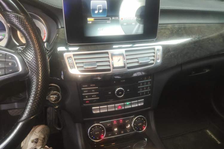 Used Mercedes-Benz CLS 2015 CLS 260 Audio And AC Panel