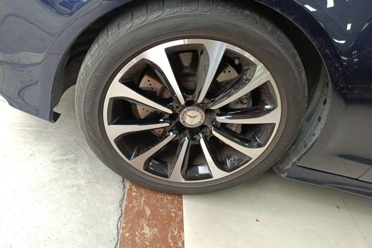 Used Mercedes-Benz CLS 2015 CLS 320 Left Front Wheel Hub