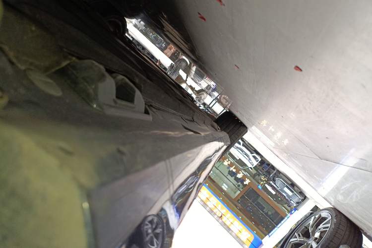 Used Mercedes-Benz CLS 2015 CLS 320 Left Side Sill