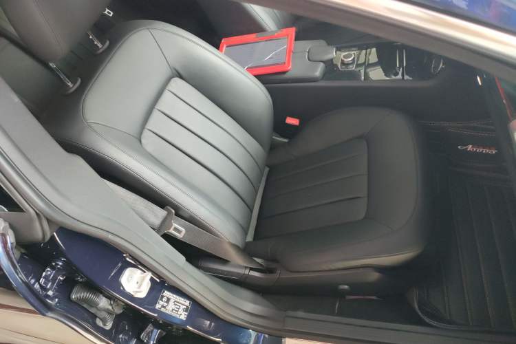 Used Mercedes-Benz CLS 2015 CLS 320 Right Front Seat