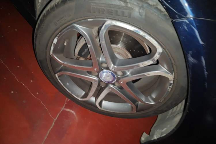 Used Mercedes-Benz CLS 2015 CLS 260 Right Front Wheel Hub