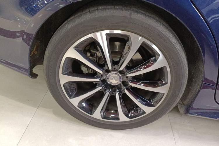 Used Mercedes-Benz CLS 2015 CLS 320 Right Rear Wheel Hub