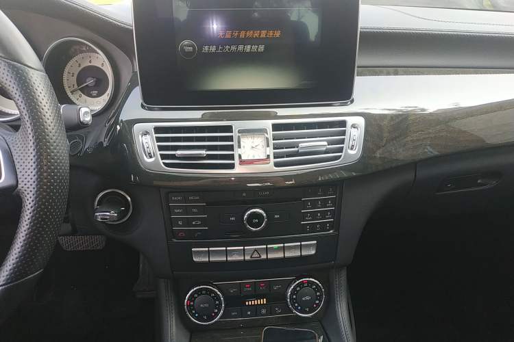 Used Mercedes-Benz CLS 2015 CLS 320 Audio And AC Panel