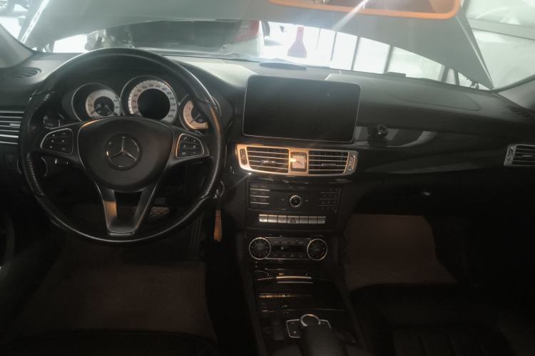 Used Mercedes-Benz CLS 2015 CLS 320 Center Console