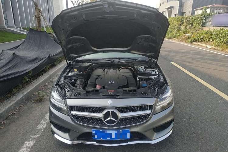 Used Mercedes-Benz CLS 2015 CLS 320 Engine Bay