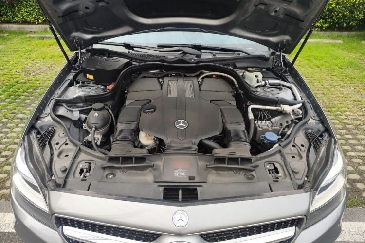 Used Mercedes-Benz CLS 2015 CLS 320 Engine Bay