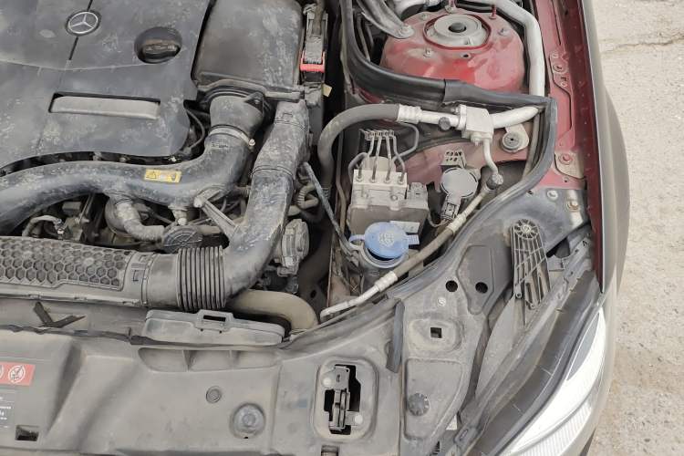 Used Mercedes-Benz CLS 2015 CLS 260 Engine Bay Left