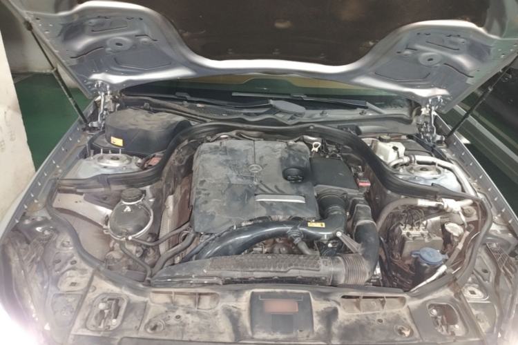 Used Mercedes-Benz CLS 2015 CLS 260 Engine Bay