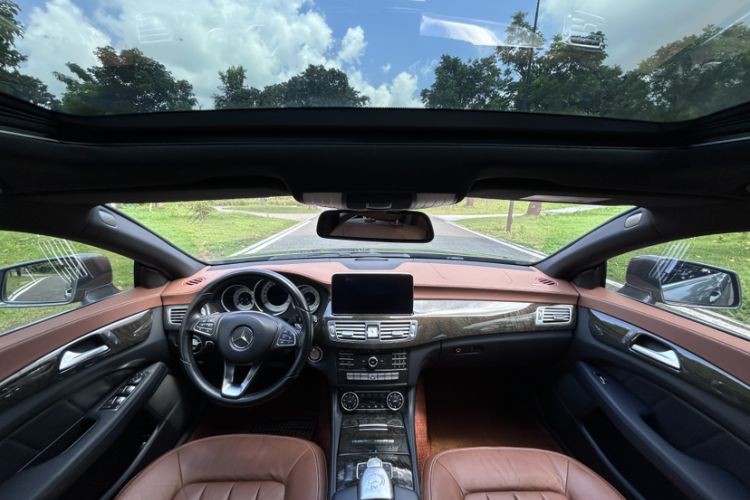 Used Mercedes-Benz CLS 2015 CLS 260 Interior 2