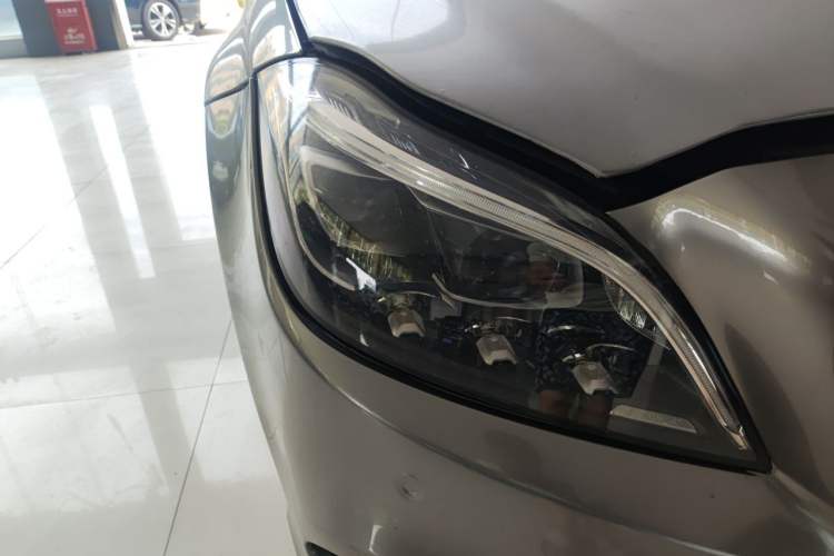 Used Mercedes-Benz CLS 2015 CLS 260 Right Front Headlight